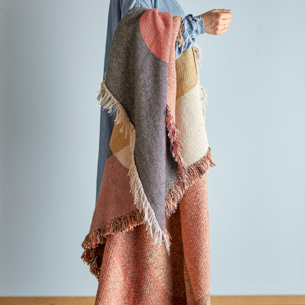 Arnie recycled throw